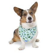 Iconic Green Queer Pet Bandana Collar